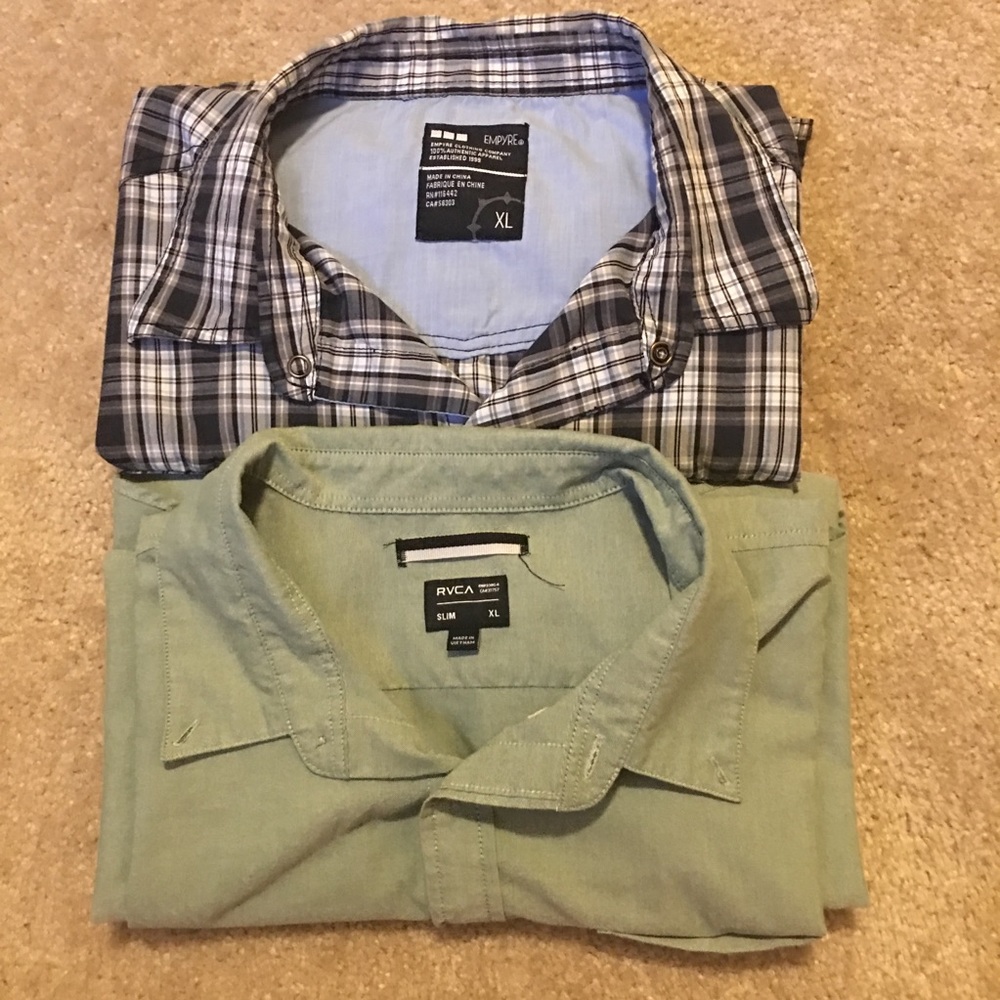 Lot of 2 collared short-sleeve button down - XL